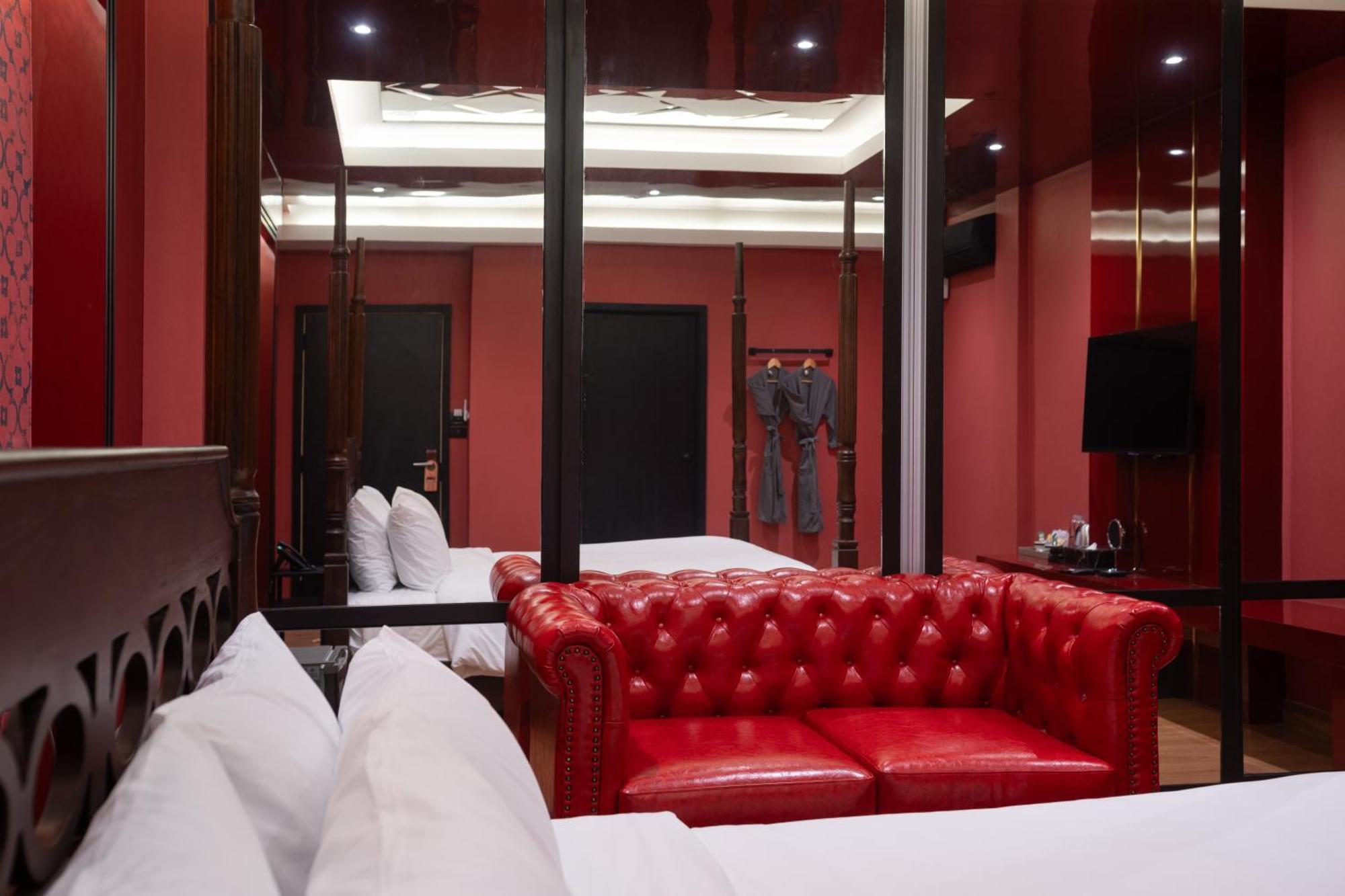 G Boutique Silom Hotel Bangkok Luaran gambar