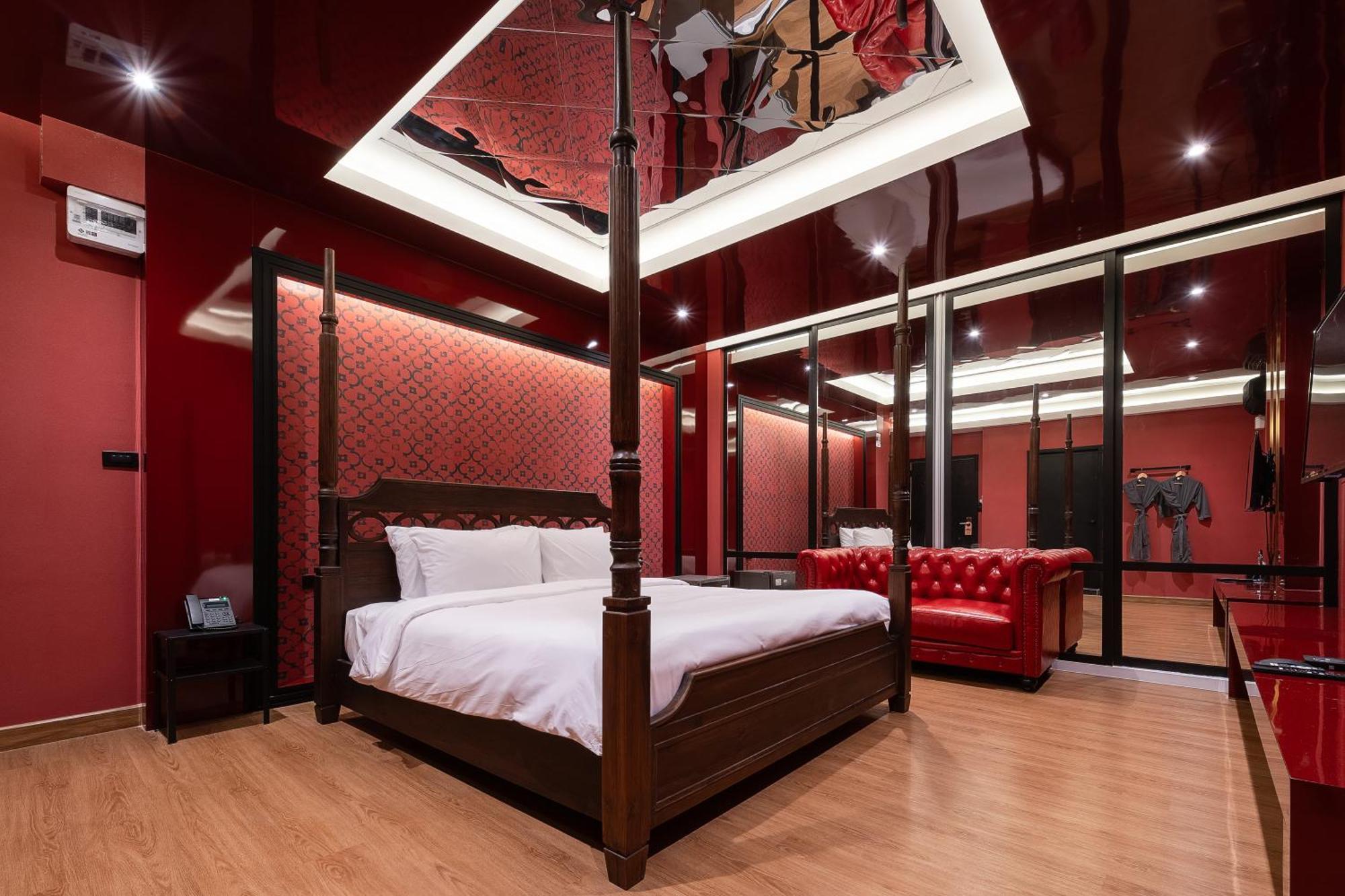 G Boutique Silom Hotel Bangkok Luaran gambar