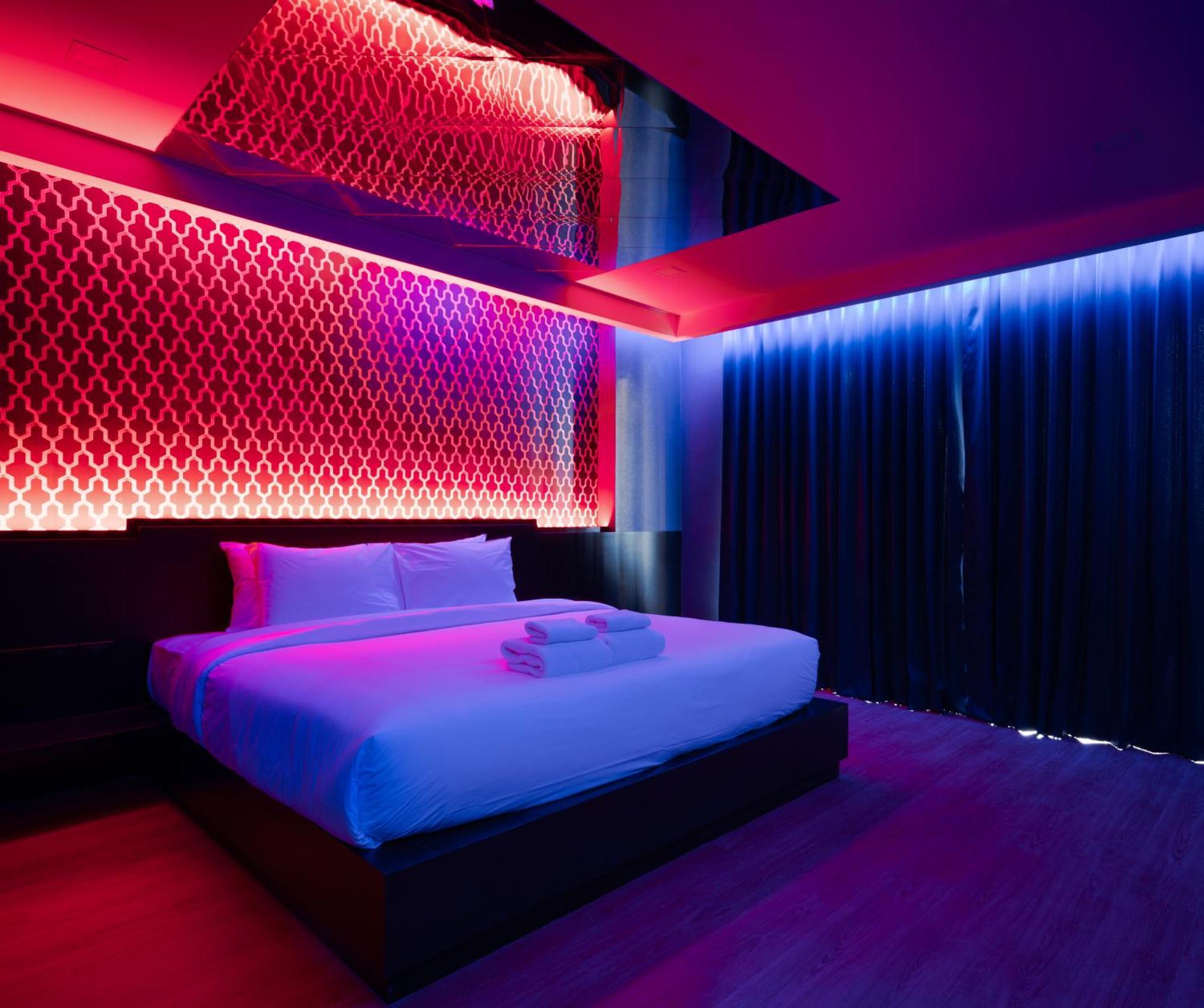 G Boutique Silom Hotel Bangkok Luaran gambar